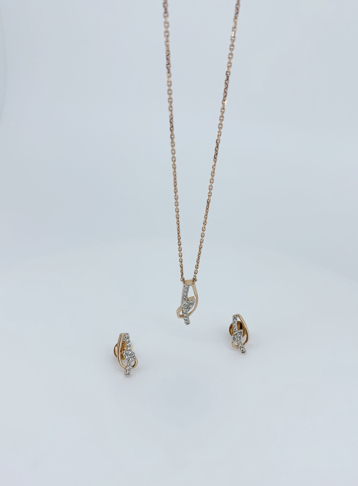 Oval Harmony Diamond Pendant - Image 2