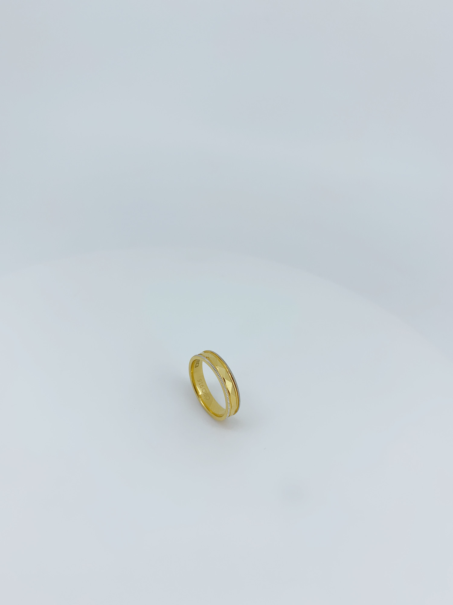 22K Classic Everyday Gold Band - Image 2