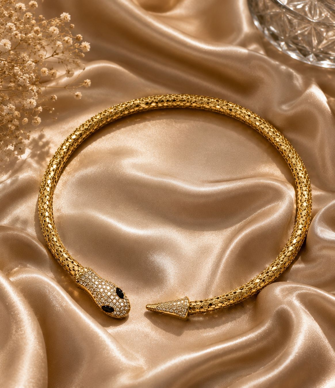 Black Eye Snake Necklace