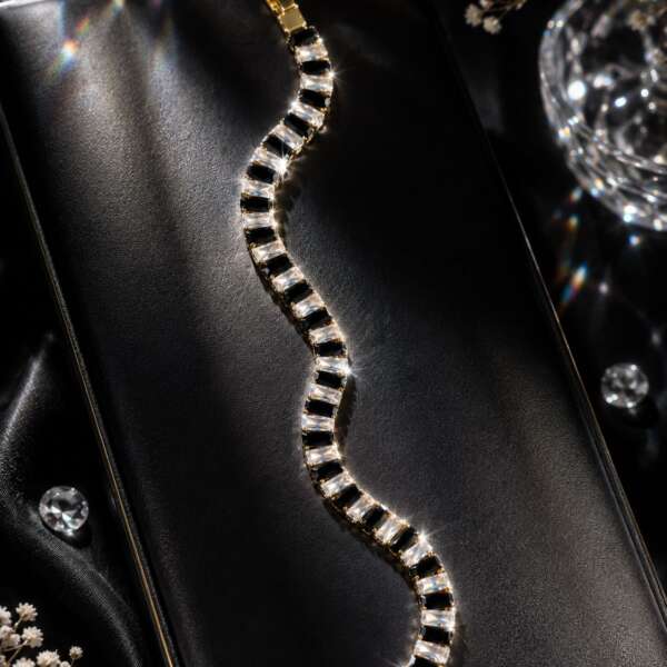 Elegant Black & Crystal AD Bracelet