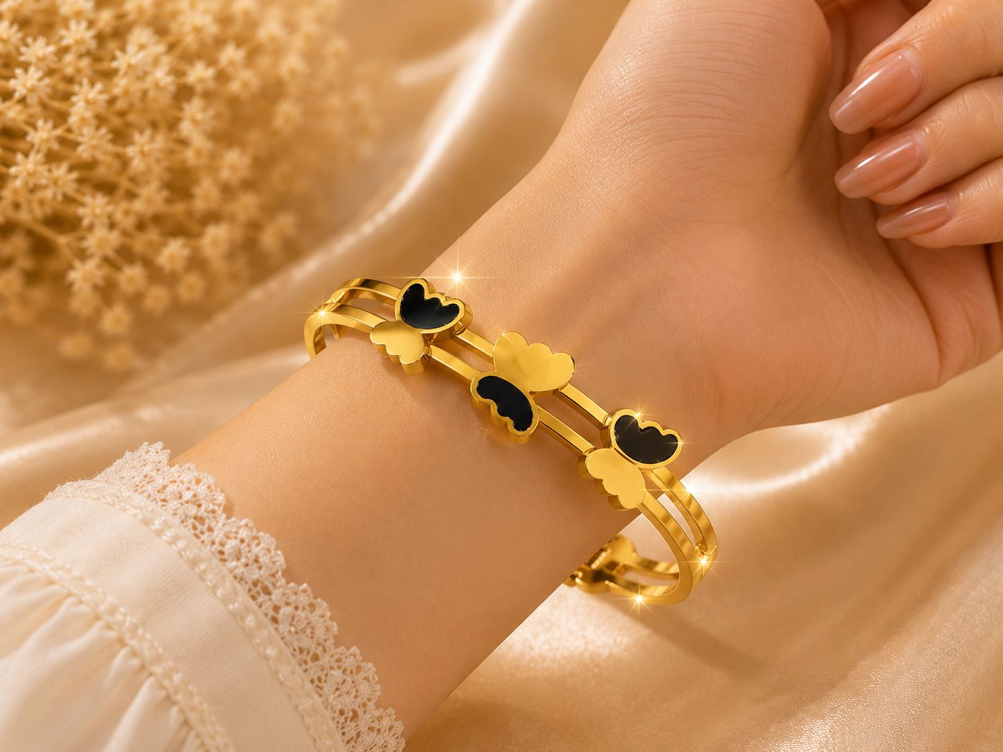 Midnight Flutter bracelet - Image 2