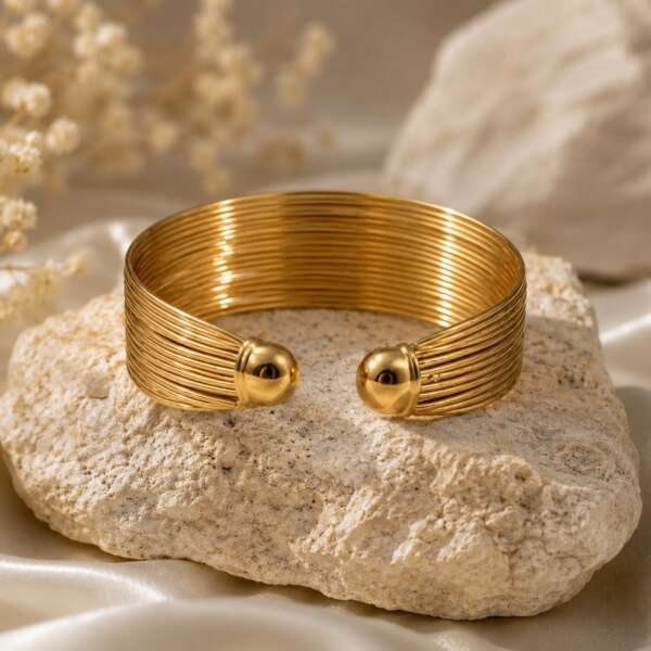 Minimal Gold Wire Cuff Bracelet for Women