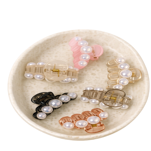 Pearl Clutcher Hair Clip