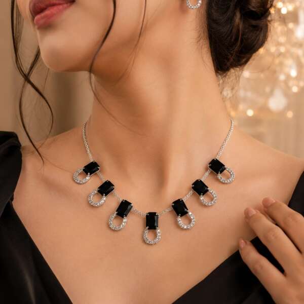 Black Stone Necklace Set