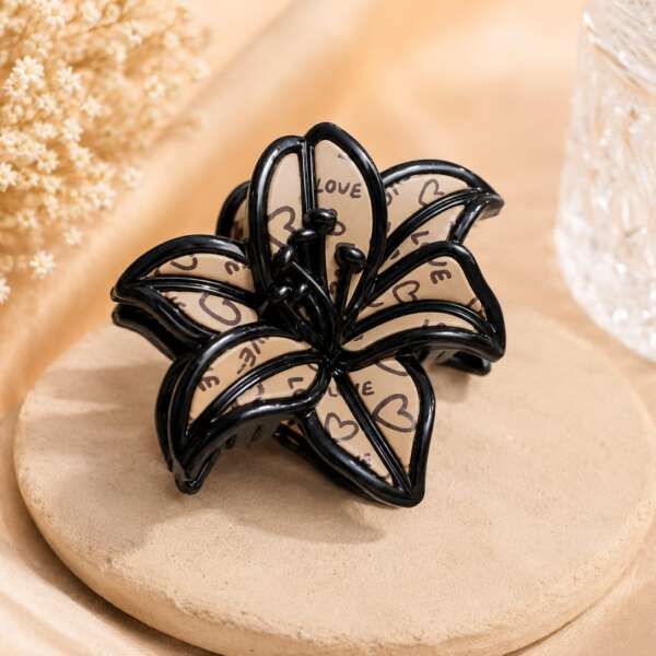 Flower Clutcher