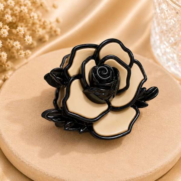 Flower Clutcher