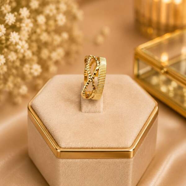 Grace King Ring
